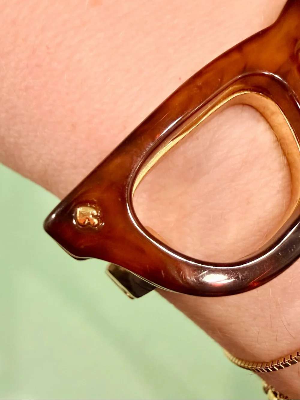 Kate Spade Tortoiseshell Eyeglass Bracelet - Picture 3 of 7